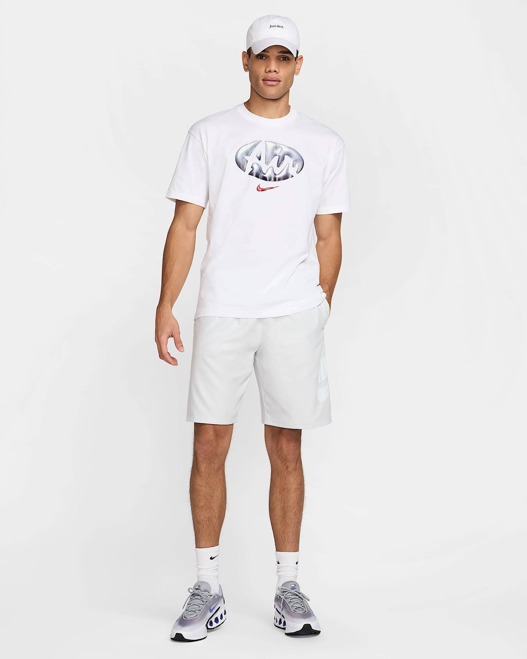 Nike Max90 Camiseta para Hombre: El Icono Sportswear que Necesitas Hoy, ¡Tu Estilo Renovado!